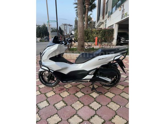 HONDA PCX 2023