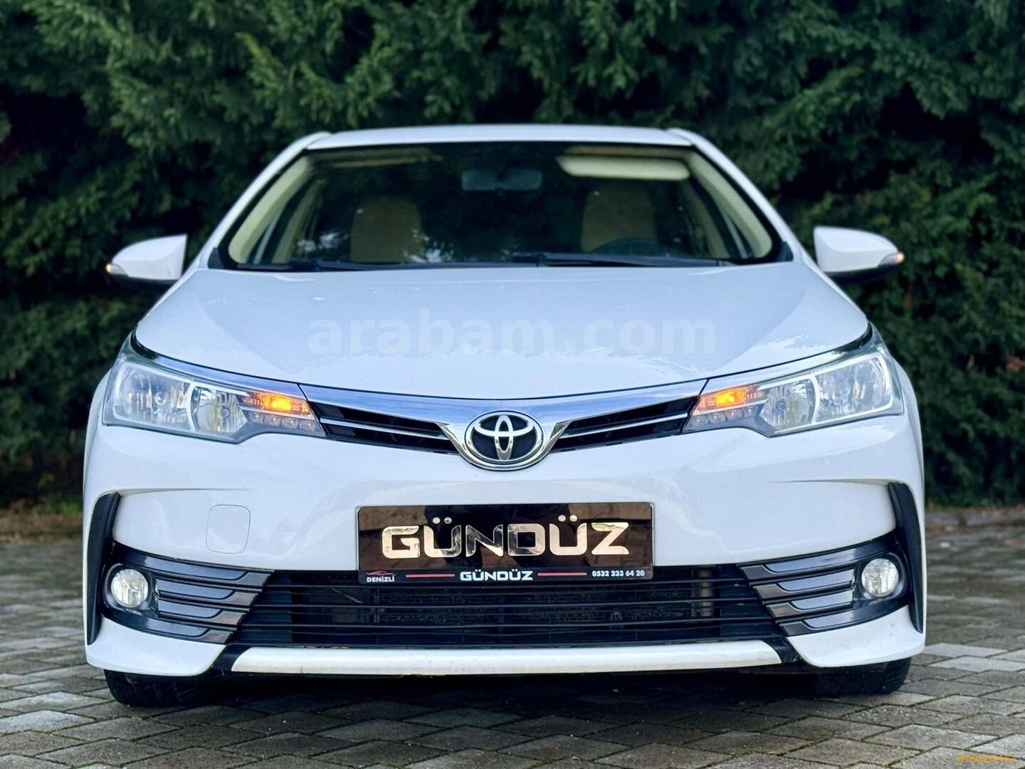 GÜNDÜZ GALERİDEN MAKYAJLI KASA TOYOTA COROLLA 1.4 4D OTOMATİK 3