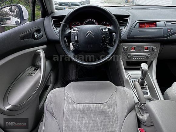 DNR MOTOR' 2012 252 BİN KM CİTROEN C5 1.6 e-HDİ SUNROOF BOYASIZ