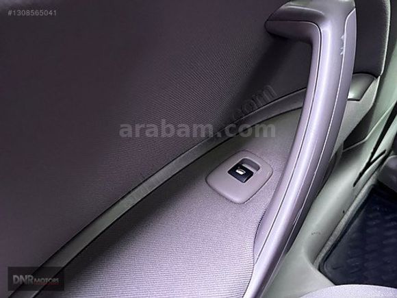 DNR MOTOR' 2012 252 BİN KM CİTROEN C5 1.6 e-HDİ SUNROOF BOYASIZ