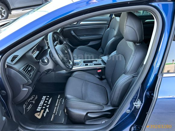 2023 RENAULT MEGANE 1.5 BLUEDCI ICON 115 HP