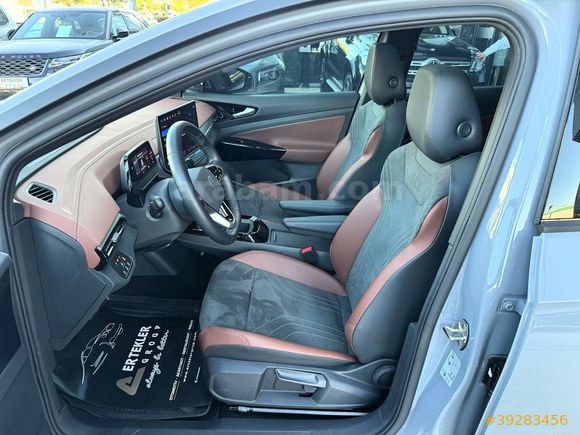 2025 MODEL VOLKSWAGEM ID.4 PURE HATASIZ BOYASIZ İÇİ TABA CAM TVN
