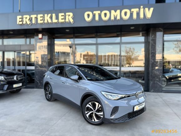 2025 MODEL VOLKSWAGEM ID.4 PURE HATASIZ BOYASIZ İÇİ TABA CAM TVN
