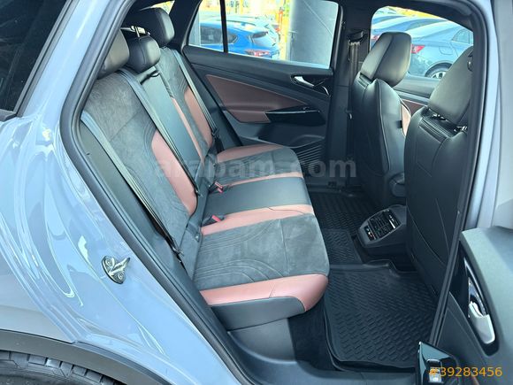 2025 MODEL VOLKSWAGEM ID.4 PURE HATASIZ BOYASIZ İÇİ TABA CAM TVN