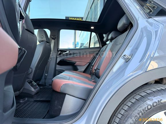 2025 MODEL VOLKSWAGEM ID.4 PURE HATASIZ BOYASIZ İÇİ TABA CAM TVN