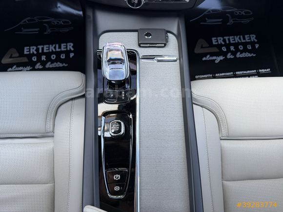 KREDİ İMKANILE/2025/VOLVO/XC60/B5/PLUS DARK/4KLTK ISITMA