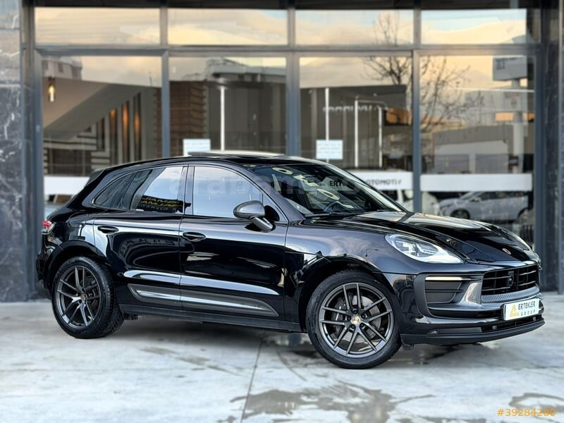 Galeriden Porsche Macan 2.0 T 2023 Model İzmir 69.100 km Siyah