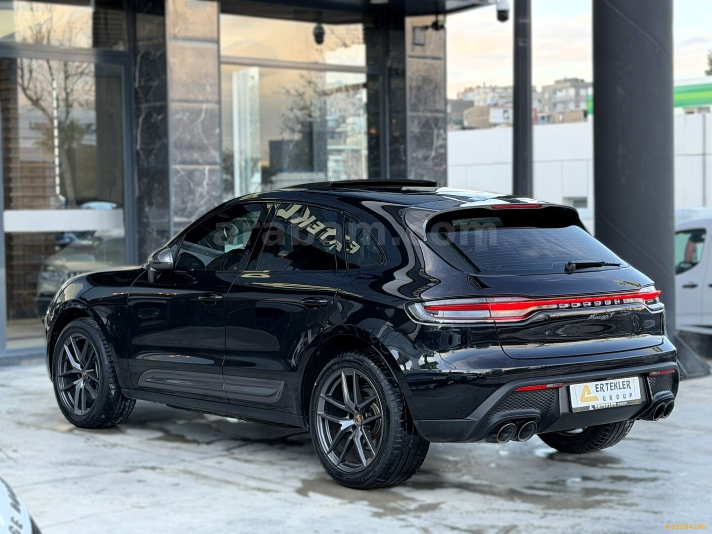 Galeriden Porsche Macan 2.0 T 2023 Model İzmir 69.100 km Siyah 6