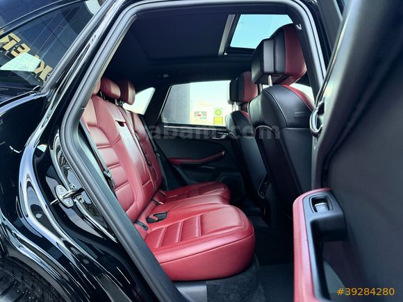 2023 PORSCHE MACAN T 2.0 265 HP BAYİ KIRMIZI KOLTUK