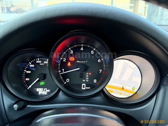 2023 PORSCHE MACAN T 2.0 265 HP BAYİ KIRMIZI KOLTUK