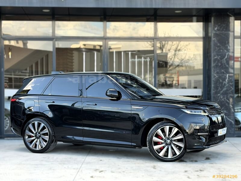 Galeriden Land Rover Range Sport 3.0 Dynamic HSE 2023 Model İzmir 40.000 km Siyah