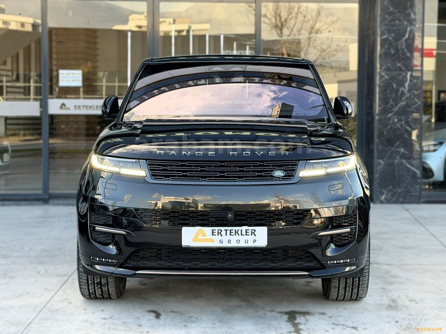 Galeriden Land Rover Range Sport 3.0 Dynamic HSE 2023 Model İzmir 40.000 km Siyah 3