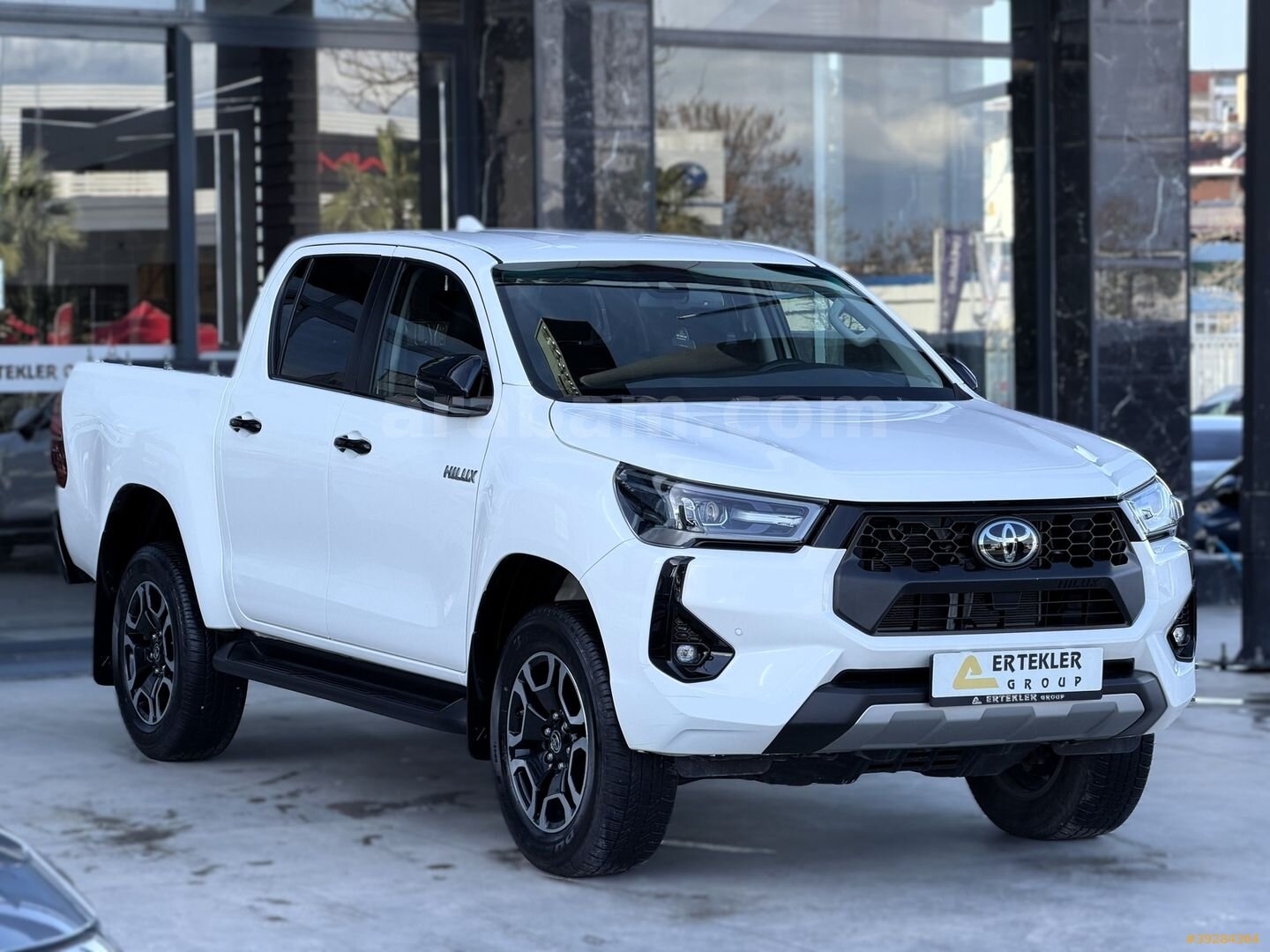 VADE FARKSIZ TAKSİT /2024/TOYOTA/HİLUX/4X4/HATASIZ/BOYASIZ 2