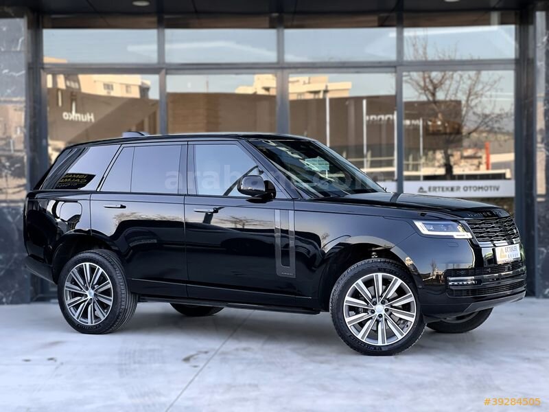 Galeriden Land Rover Range 3.0 D Autobiography 2025 Model İzmir 12.000 km Siyah