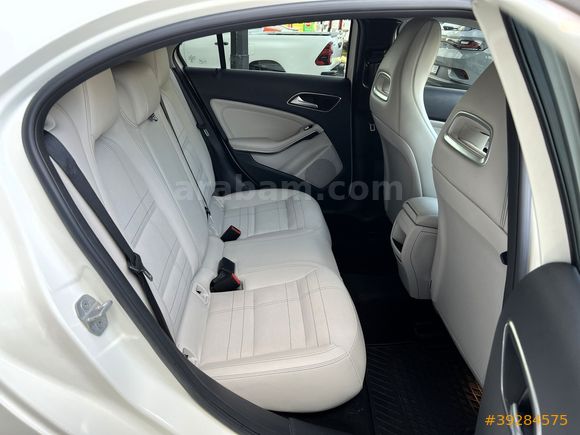450 PEŞİNAT İLE/2015/A180 CDİ/URBAN/DEĞİŞENSİZ/OTOMATİK VİTES/