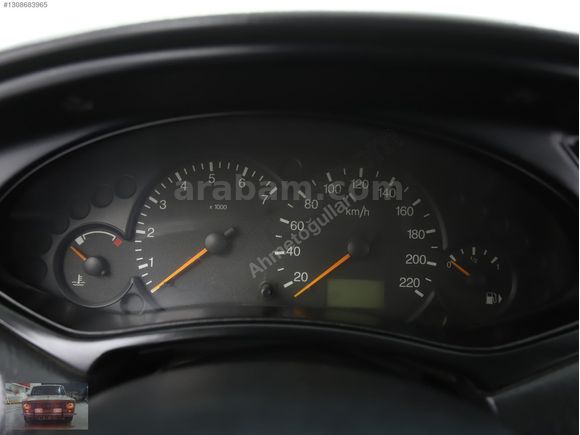 ///2001 MODEL FORD FOCUS 1.6 KLİMALI K.KARTI GEÇERLİDİR///