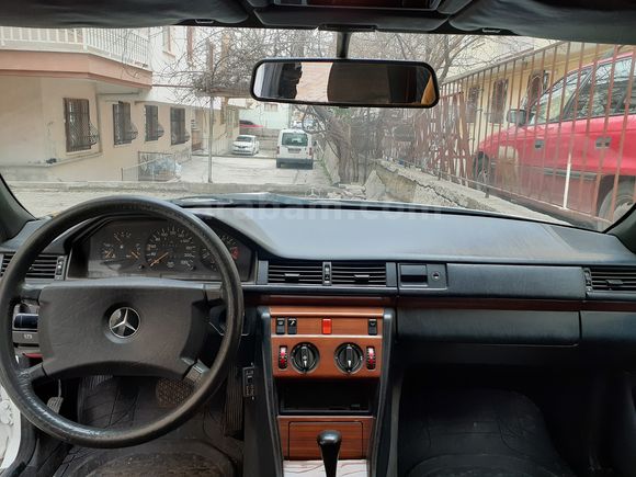 Sahibinden Mercedes - Benz 200 E 1991 Model 