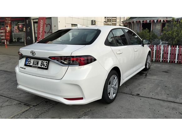 Sahibinden Toyota Corolla 1.5 Vision Plus 2026 Model 4000km