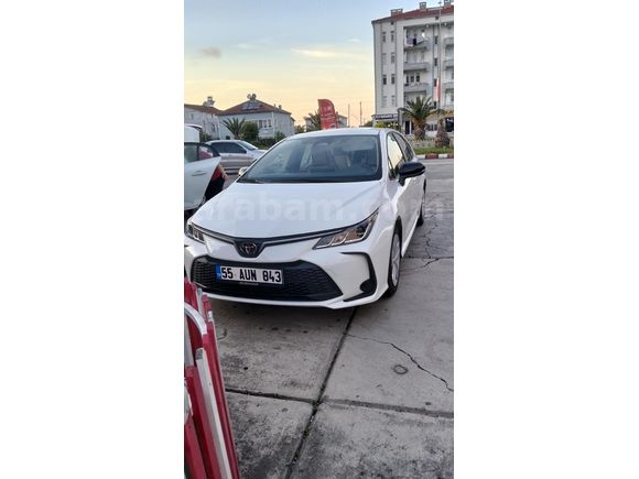 Sahibinden Toyota Corolla 1.5 Vision Plus 2026 Model 4000km