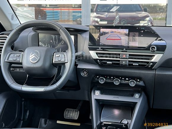 2025 MODEL CİTROEN C4X MAX CAM TAVAN HATASIZ BOYASIZ TRAMERSİZ