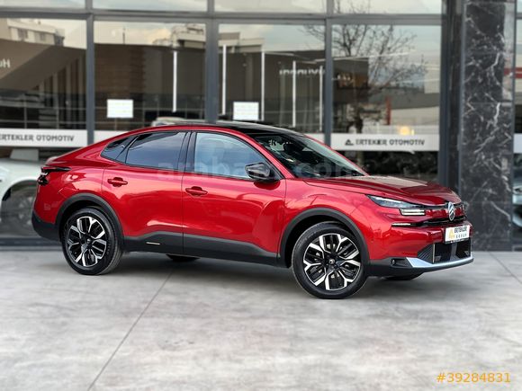 2025 MODEL CİTROEN C4X MAX CAM TAVAN HATASIZ BOYASIZ TRAMERSİZ