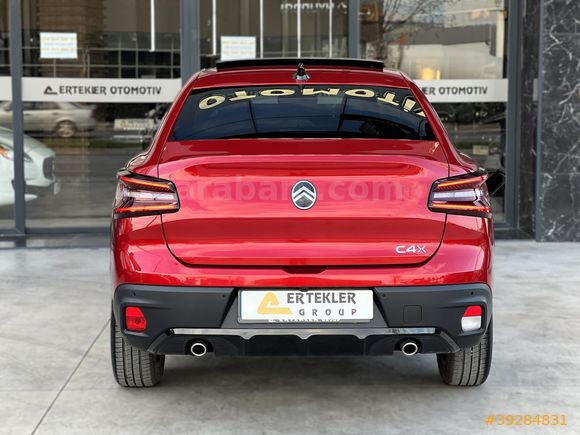 2025 MODEL CİTROEN C4X MAX CAM TAVAN HATASIZ BOYASIZ TRAMERSİZ