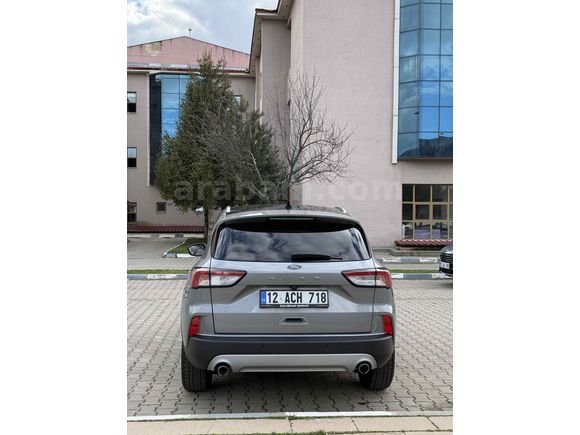 Sahibinden Ford Kuga 1.5 EcoBlue Titanium 2022 Model 