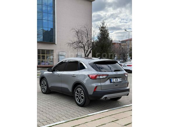 Sahibinden Ford Kuga 1.5 EcoBlue Titanium 2022 Model 