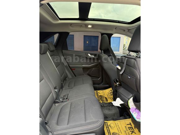Sahibinden Ford Kuga 1.5 EcoBlue Titanium 2022 Model 