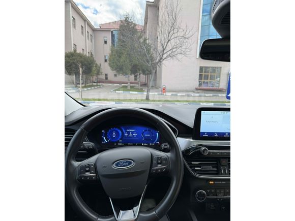 Sahibinden Ford Kuga 1.5 EcoBlue Titanium 2022 Model 