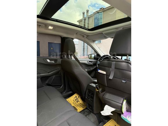 Sahibinden Ford Kuga 1.5 EcoBlue Titanium 2022 Model 
