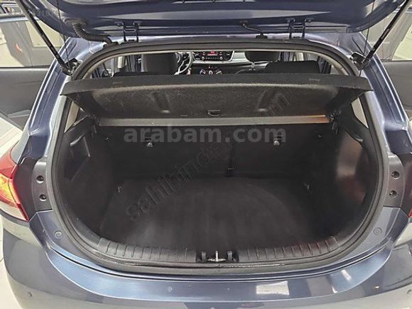 2017 MODEL RİO 1.4 CVVT COMFORT Otomatik DEĞİŞENSİZ