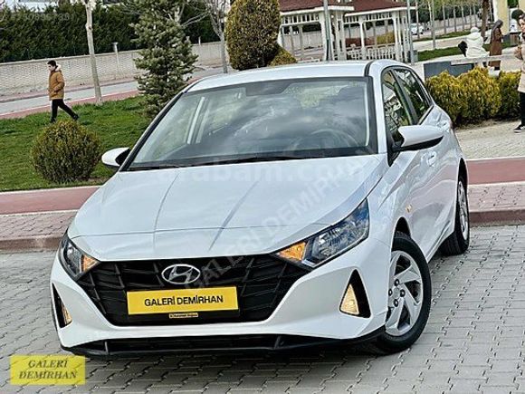 2023 MODEL 55 BİN KM DE İ 20 OTOMATİK VİTES