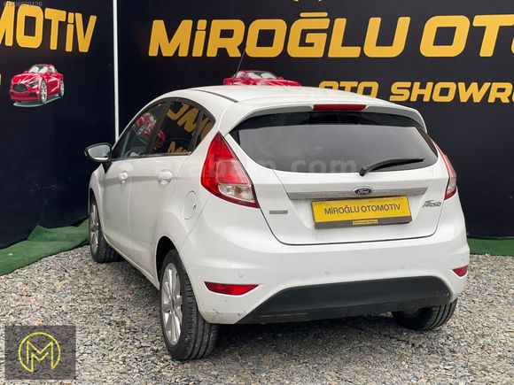 305.000TL PEŞİNATLA ELDEN SENETLİ FORD FİESTA
