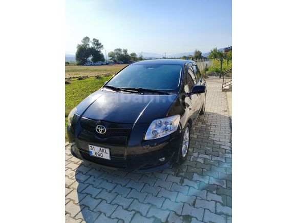 Sahibinden Toyota Auris 1.4 D-4D Elegant 2008 Model  245.000 km Siyah