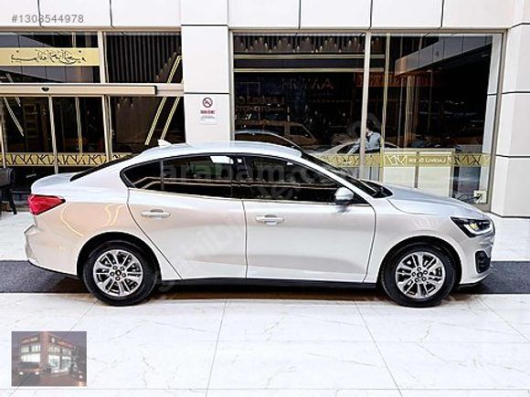 2025 MODEL_1.5 EcoBLUE 115HP_FOCUS_TİTANİUM STİL_6.001 KM_BOYASZ
