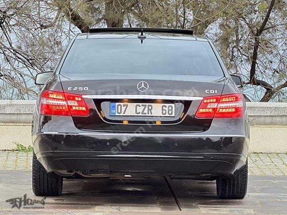 ERDEM'den 2011 MercedesBenz E250CDI 7GTronic Premium Siyah-Siyah