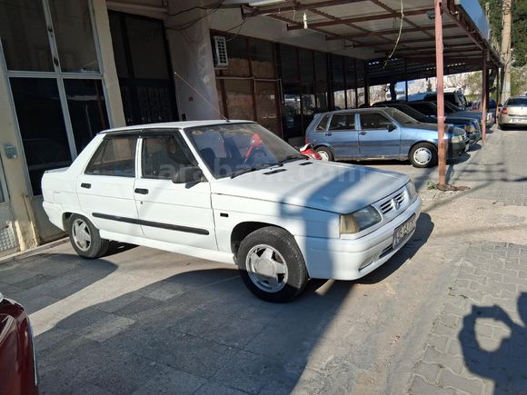 Galeriden Renault R 9 1.4 Broadway RL 1999 Model İzmir