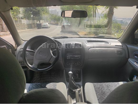 Sahibinden Mazda 323 1.5 2000 Model