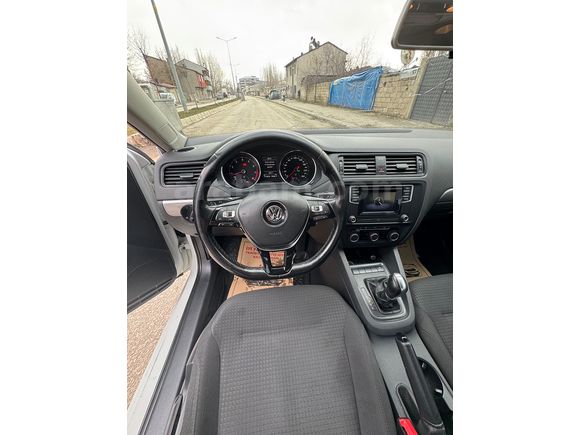 Sahibinden Volkswagen Jetta 1.4 TSi BlueMotion Trendline 2016 Model 