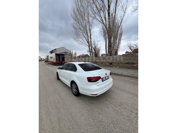 Sahibinden Volkswagen Jetta 1.4 TSi BlueMotion Trendline 2016 Model 