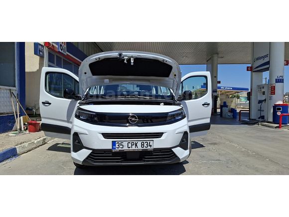 Sahibinden Opel Combo 1.5 CDTI Essential 2025 Model
