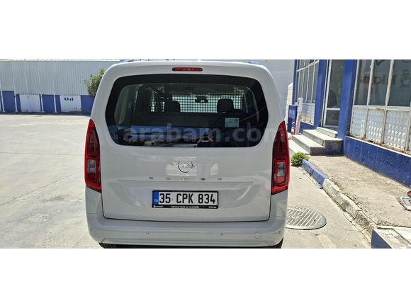Sahibinden Opel Combo 1.5 CDTI Essential 2025 Model