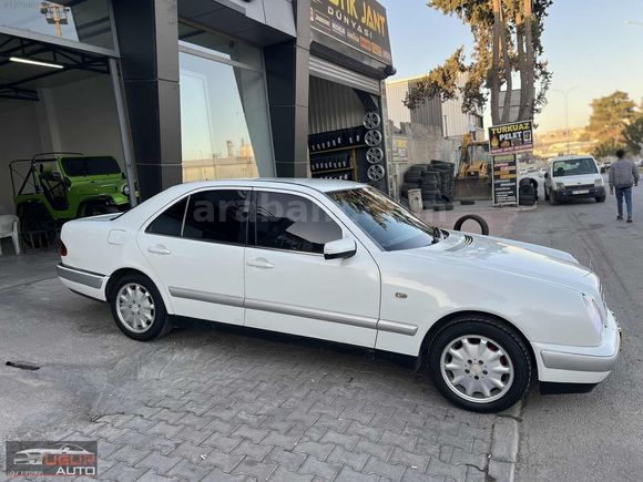 UĞUR AUTOdan TERTEMİZ FULL BAKIMLI OTOMATİK DİZEL 220