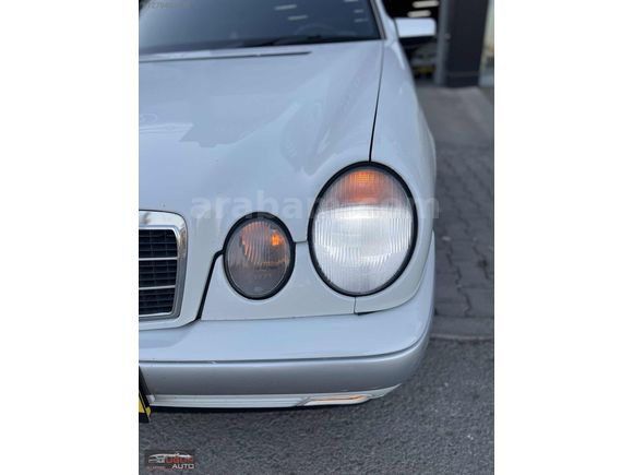 UĞUR AUTOdan TERTEMİZ FULL BAKIMLI OTOMATİK DİZEL 220