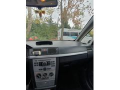 2. Sahibinden 138.000 Kilometrede 2005 Opel Meriva 1.6 Enjoy 