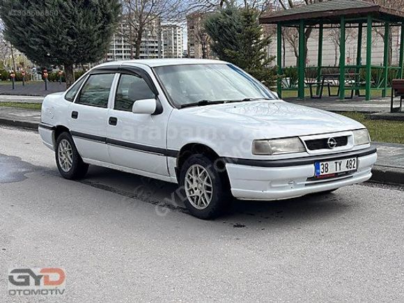 MODELİNİN EN İYİSİ 1992 MODEL 2.0 BENZİN LPG Lİ OPEL VECTRA