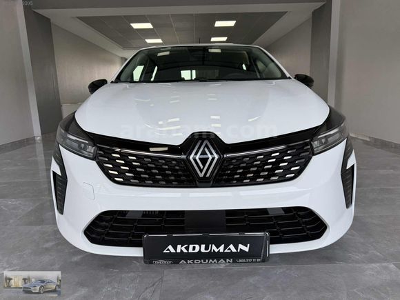 AKSARAY AKDUMAN OTOMOTİV den-2025-RENAULT CLİO-OTOM-BEYAZ-ORJNL