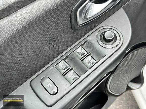 2016 CLİO 1.5 DİZEL OTOMATİK ICON 168 BİN KM EMİNEVİM-TAKAS