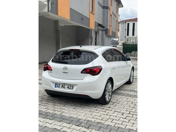 BAKIMLI OPEL ASTRA J COSMO
